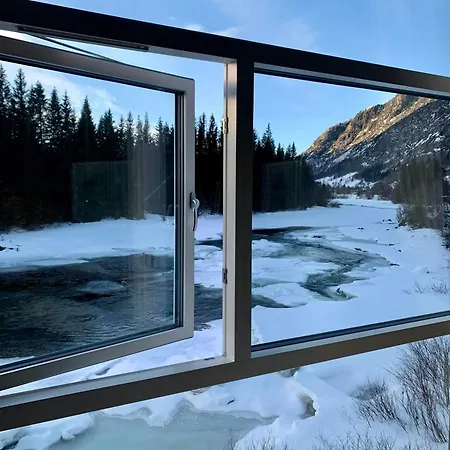 By Heimsila River In Dom wakacyjny Hemsedal