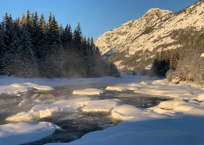 By Heimsila River In Сasa de vacaciones Hemsedal
